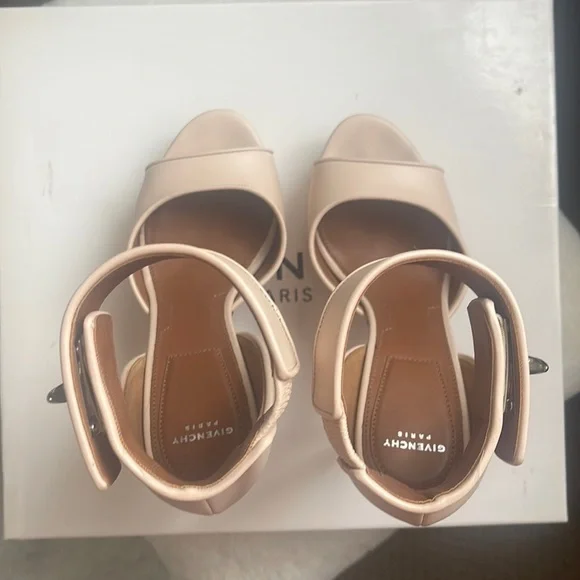 Givenchy powder rose pink shark tooth platform sandal - Picture 4 of 12